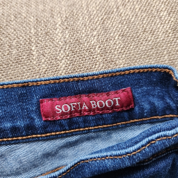 Lucky Brand Women’s Sofia Boot Jeans - Picture 8 of 12